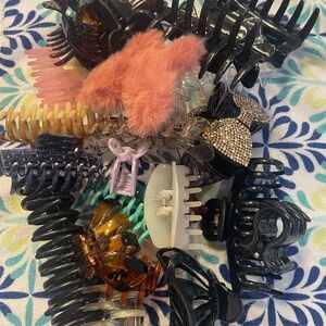 29 Assorted Hair Claw Clip Bundle - Black, Tortoiseshell, Pink & Mint